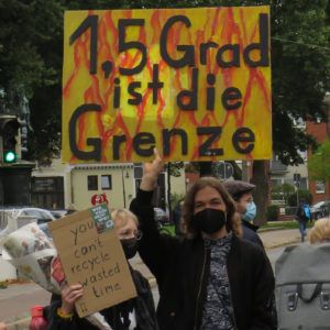 Demo Klimastreik 24.09.2021 Bremen Schild 1,5 Grad ist die Grenze